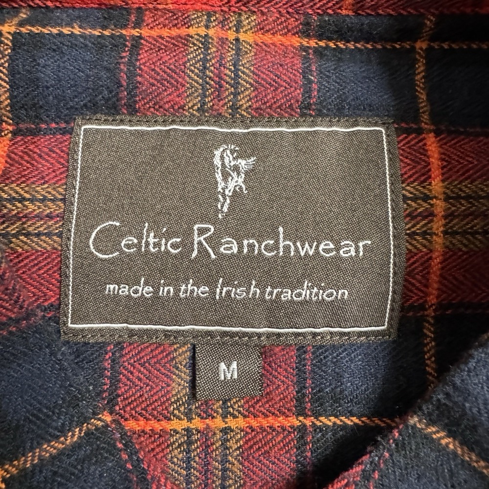 Celtic Ranchwear Shirt Mens M Red Plaid Flannel Band Collar Casual Weekend - Picture 3 of 8
